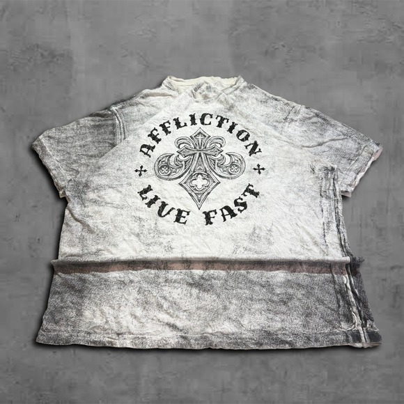 Y2K Relaxed Boxy Grey Wash Affliction Live Fast Streetwear Graphic 2000sTee